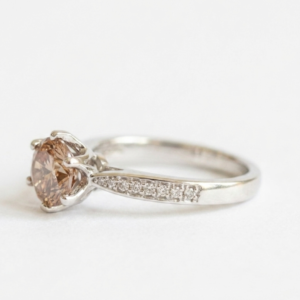 Bague Lueur de Champagne – Argent Massif & Zircon Champagne du Cameroun 2ct