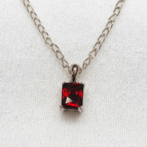 Pendentif Éclat de Grenat – Argent 925 Massif & Grenat Almandin du Cameroun 1.36ct