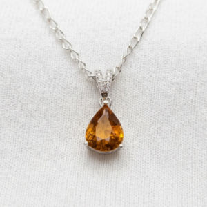 Pendentif Éclat d’Ambre – Argent 925 Massif & Zircon Brun du Cameroun 2.10ct